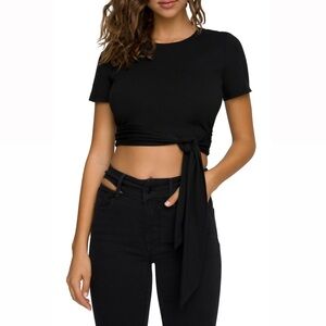 Good American Tie-Front Cropped Short Sleeve - Size 5